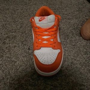 Syracuse Dunks Size:10